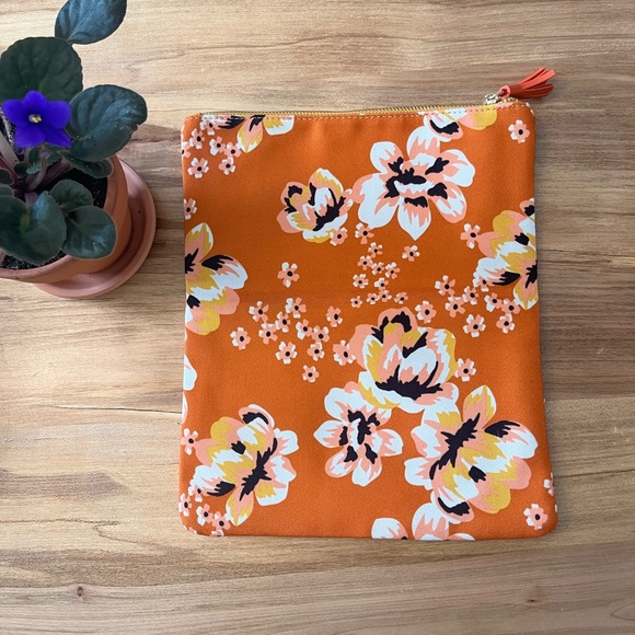 Rachel Pally fold over clutch - Picture 2 of 4